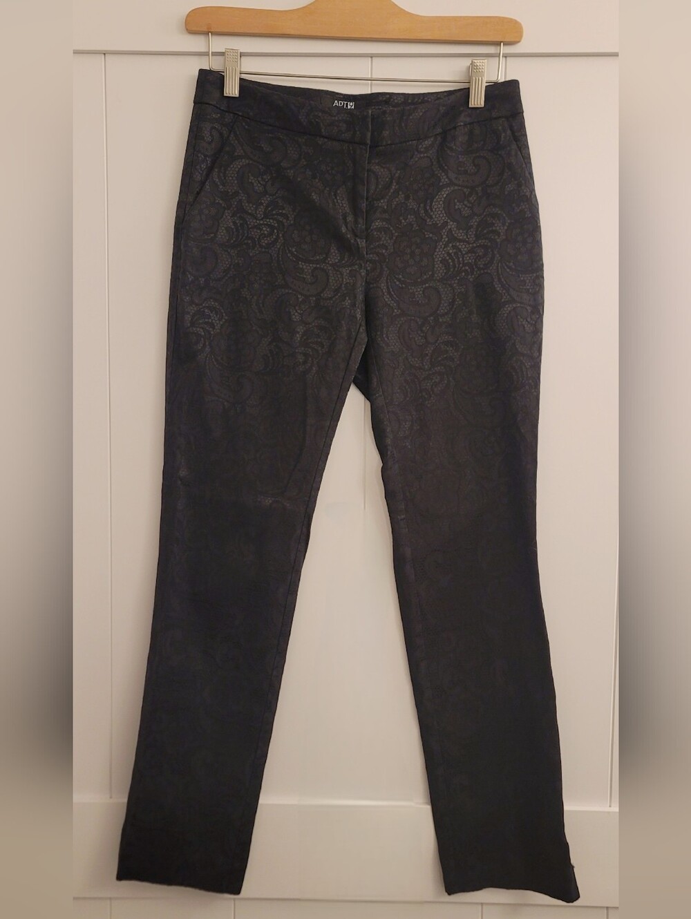 Apt. 9 Black Lace Paisley Jacquard Crop Straight Leg Pants Size 4